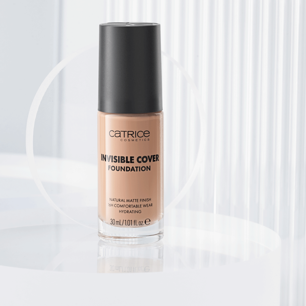 Bild: Catrice Invisible Cover Foundation 037W