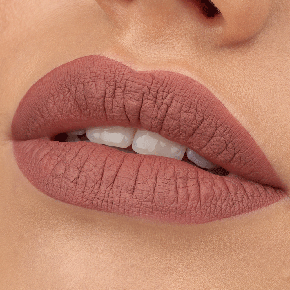 Bild: essence Matte Liquid 8H Lipstick silky hazelnut