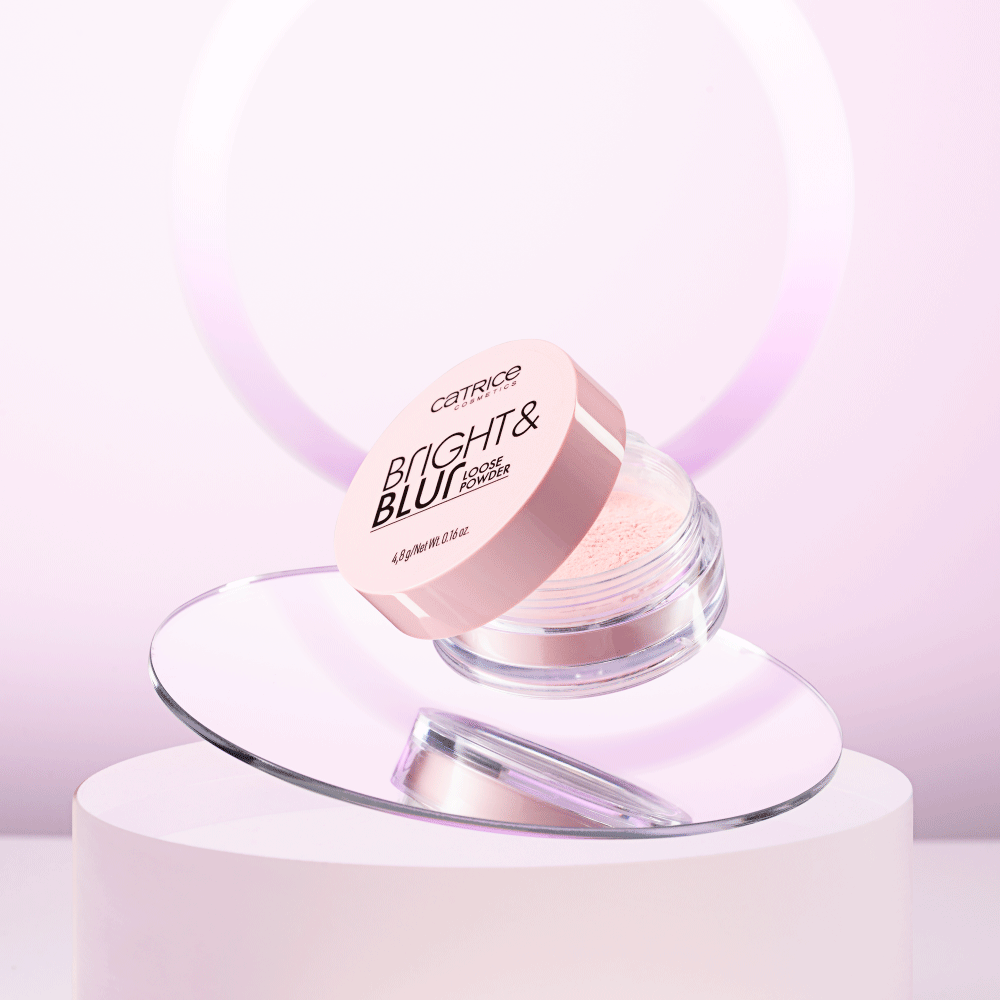 Bild: Catrice Bright & Blur Loose Powder 