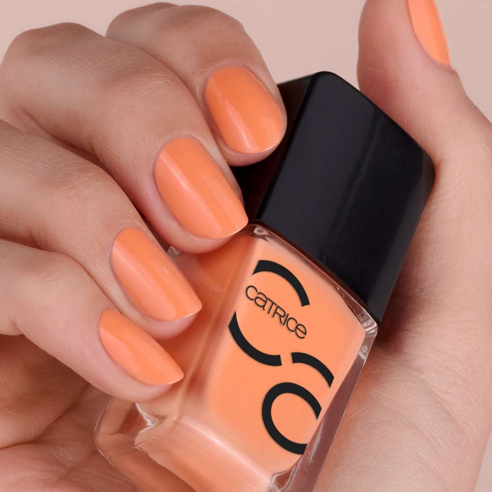 Bild: Catrice ICONAILS Gel Lacquer Nagellack peach please