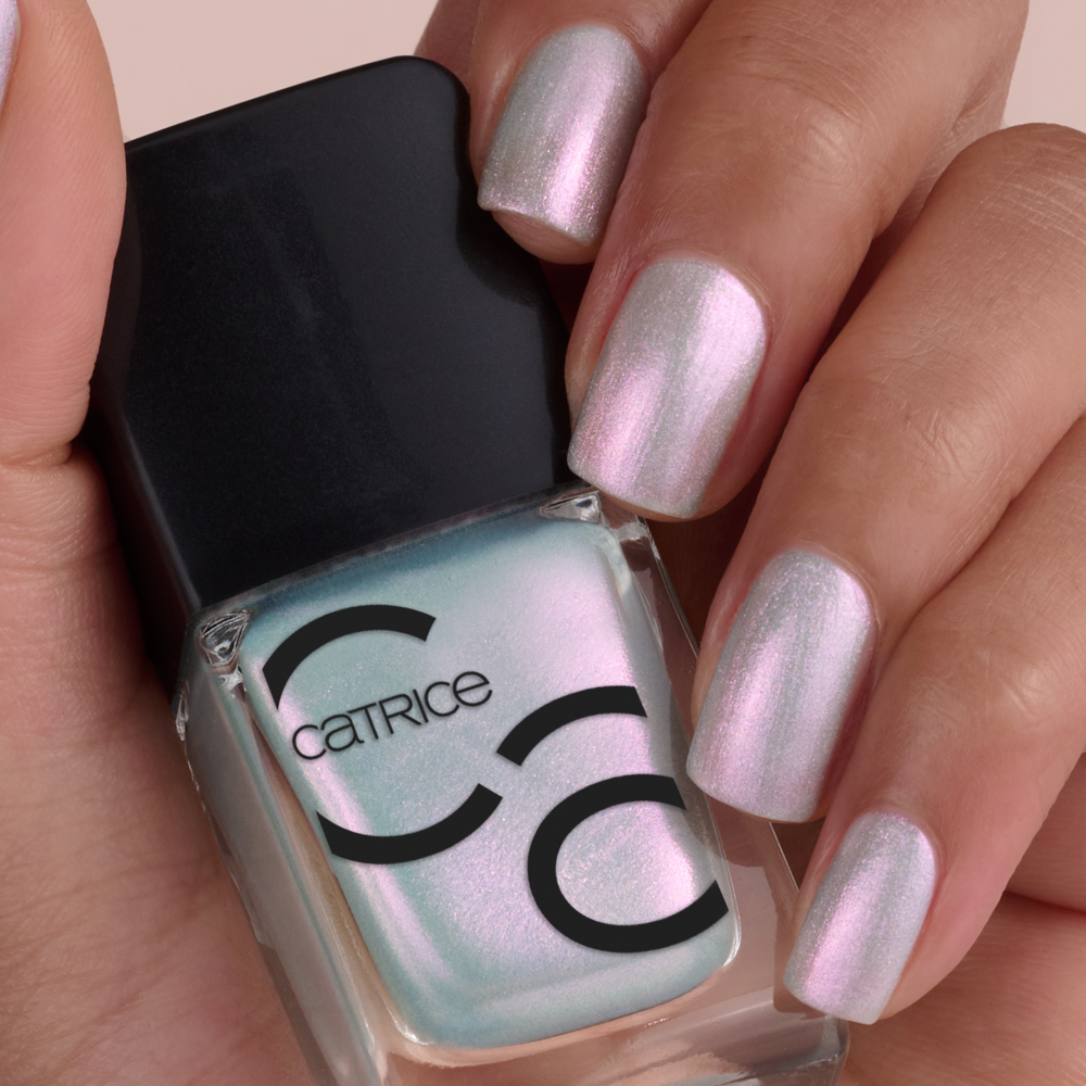 Bild: Catrice ICONAILS Gel Lacquer Nagellack elsa's favourite