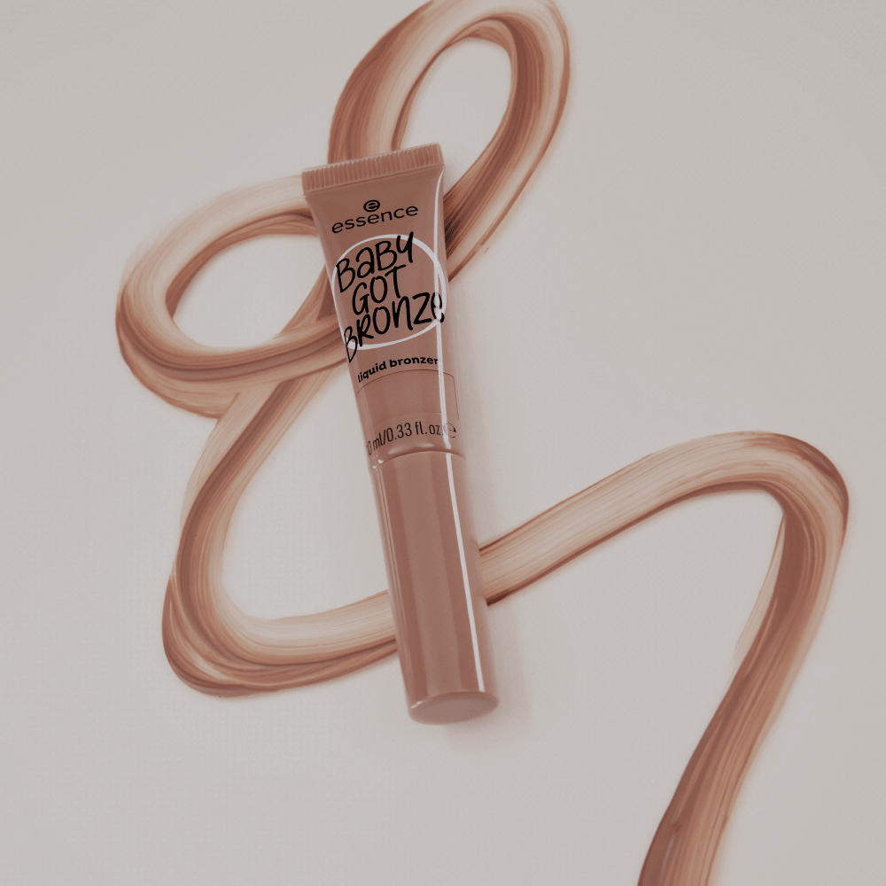 Bild: essence BABY GOT BRONZE liquid bronzer Sunkissed Sweety