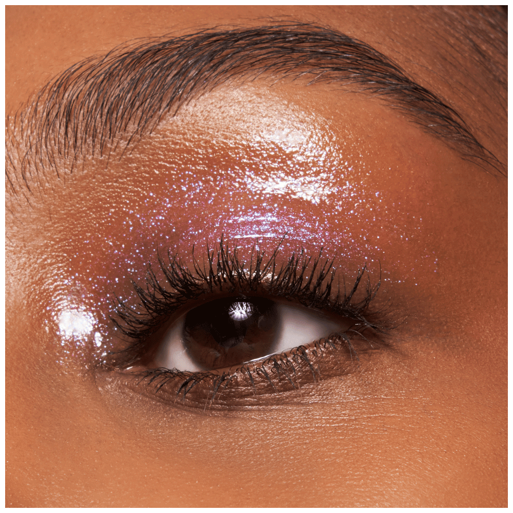 Bild: essence Dewy Eye Gloss Liquid Lidschatten Galaxy Gleam