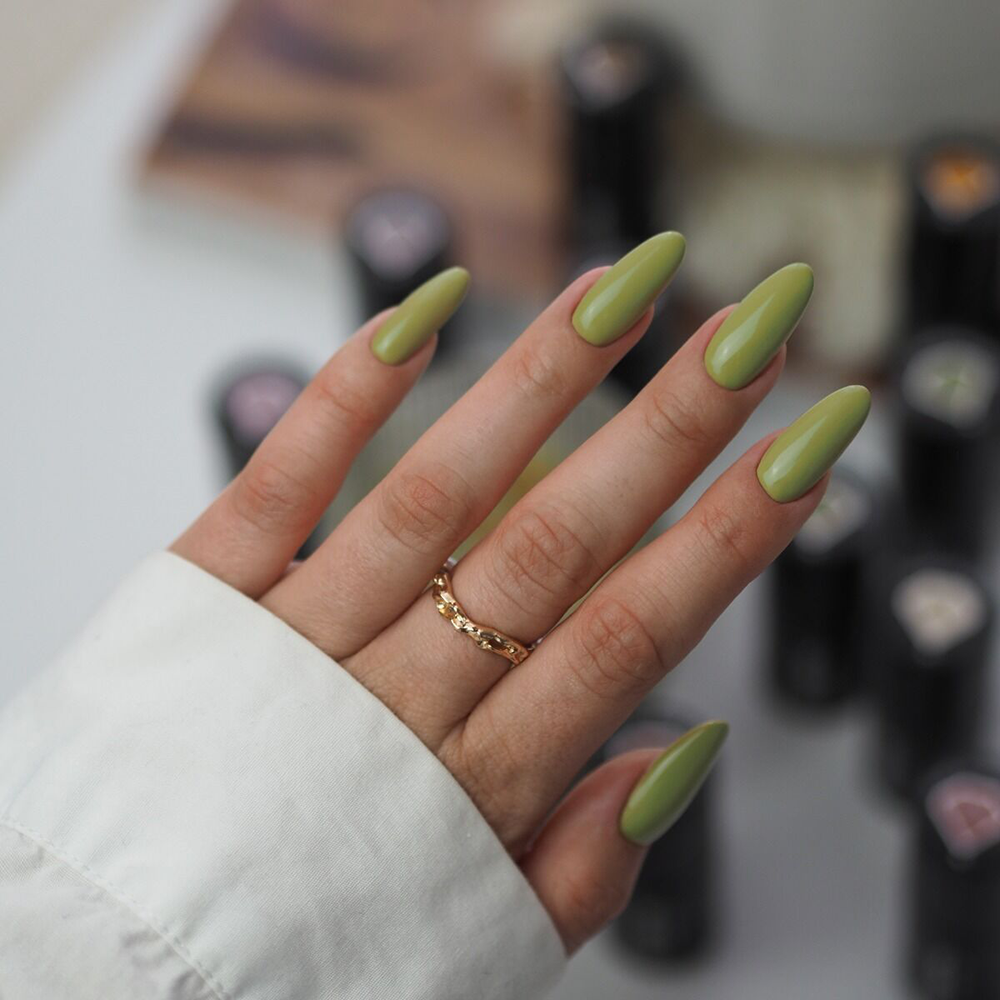 Bild: Semilac UV Nagellack Matcha Latte