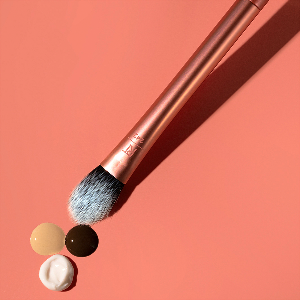 Bild: Real Techniques Brightening Concealer Pinsel 