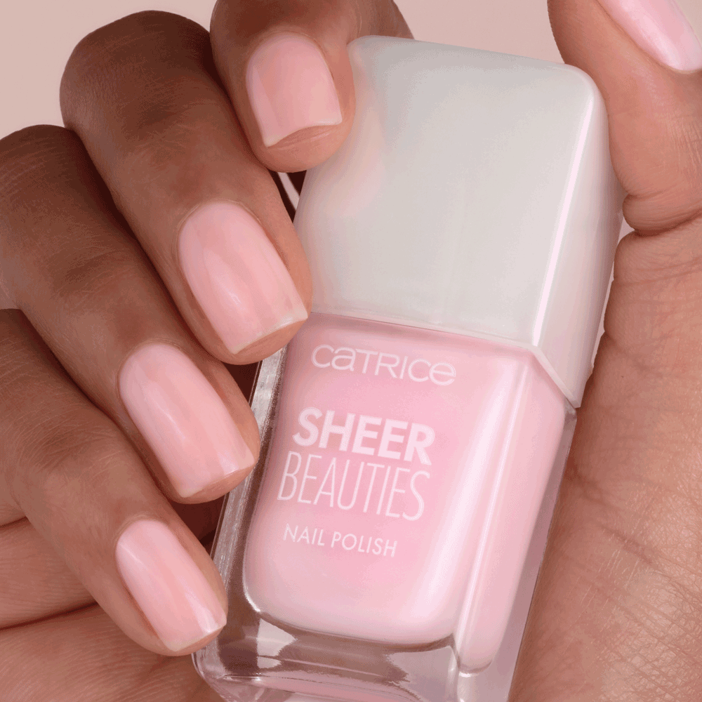 Bild: Catrice Sheer Beauties Nagellack fluffy cotton candy