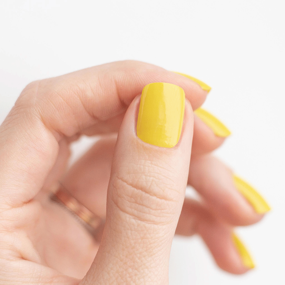 Bild: Avoa Nagelfolien Mellow Yellow mellow yellow